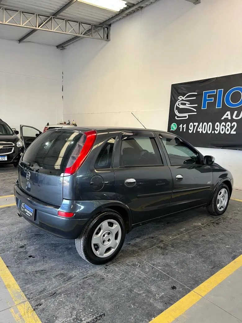 GM - Chevrolet - Corsa Hat. Joy 1.0/ 1.0 FlexPower 8V 5p Gasolina