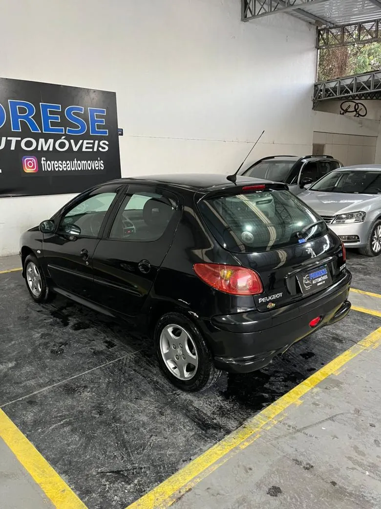 Peugeot - 206 Techno/ Feline 1.6/ 1.6 Flex 16V 5p  Gasolina