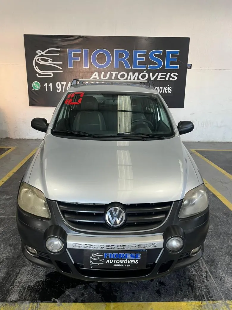 VW - VolksWagen - CROSSFOX 1.6 Mi Total Flex 8V 5p  Gasolina