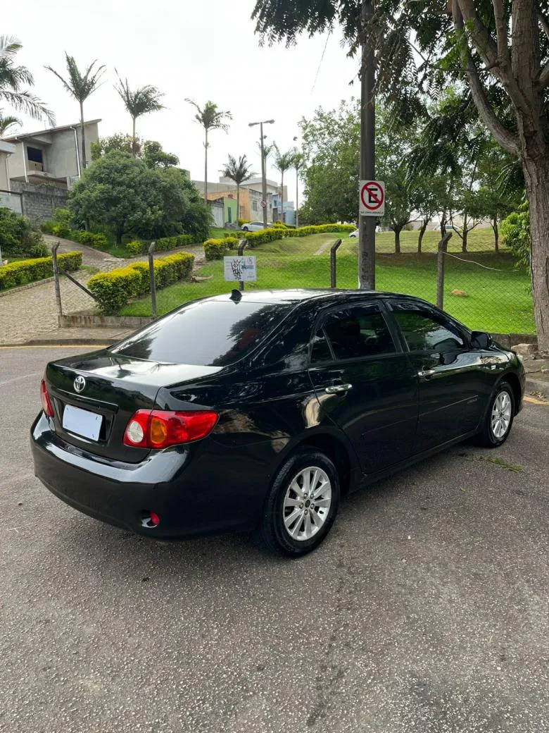 TOYOTA - Corolla XLi 1.8/1.8 Flex 16V Aut. Gasolina