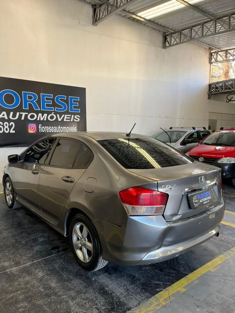 Honda - CITY Sedan LX 1.5 Flex 16V 4p Mec.