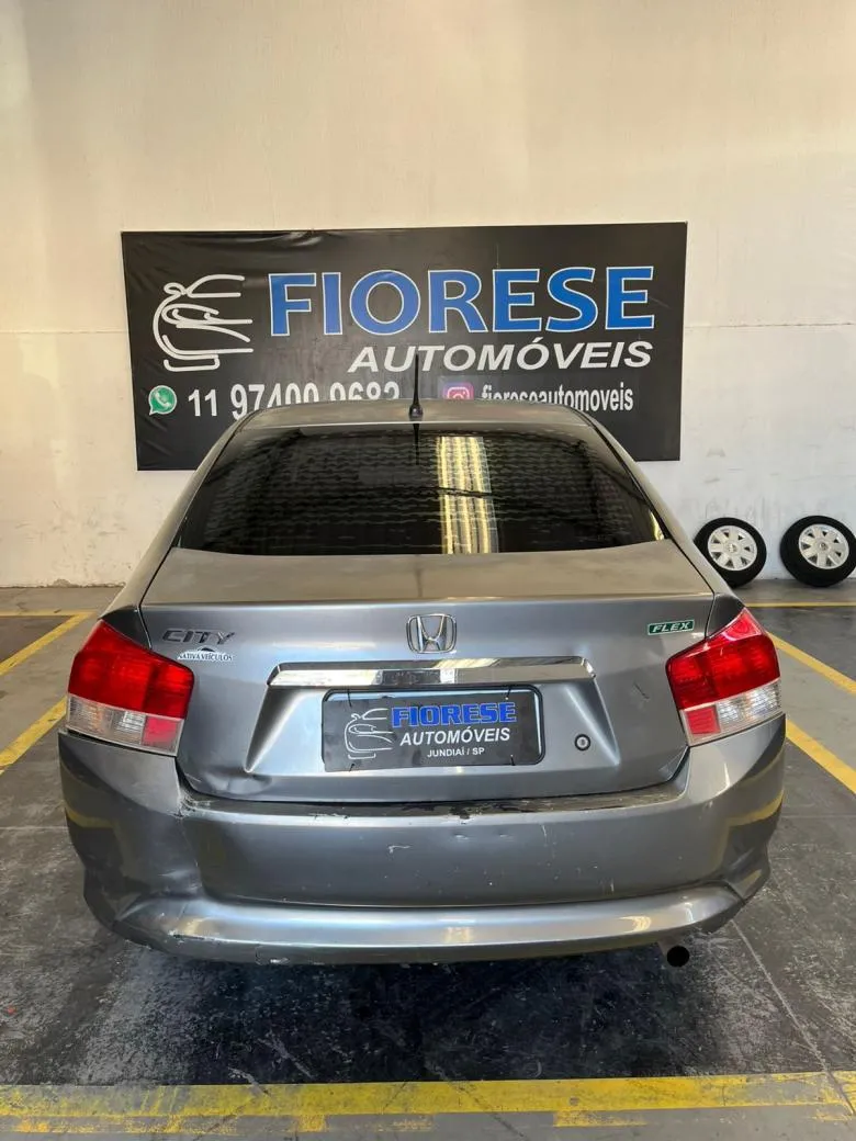 Honda - CITY Sedan LX 1.5 Flex 16V 4p Mec.