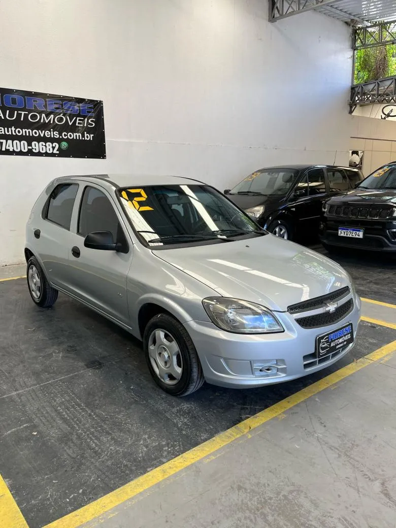 GM - Chevrolet - Celta Life/ LS 1.0 MPFI 8V FlexPower 5p Gasolina