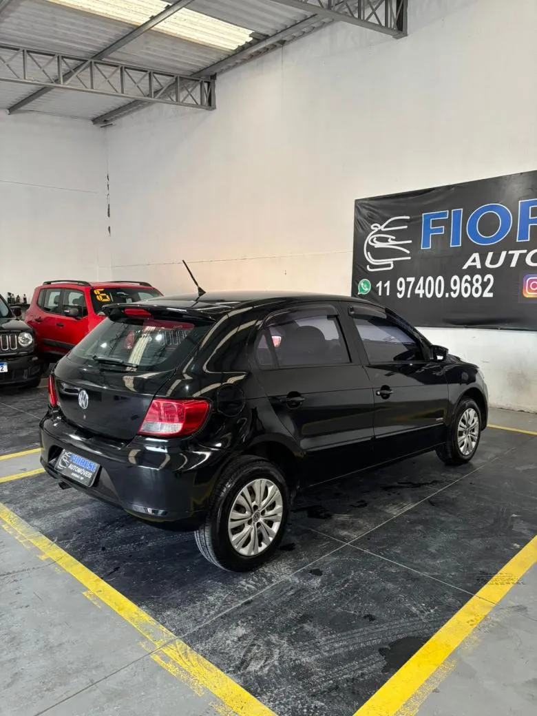 VW - VolksWagen - Gol (novo) 1.0 Mi Total Flex 8V 4p  Gasolina