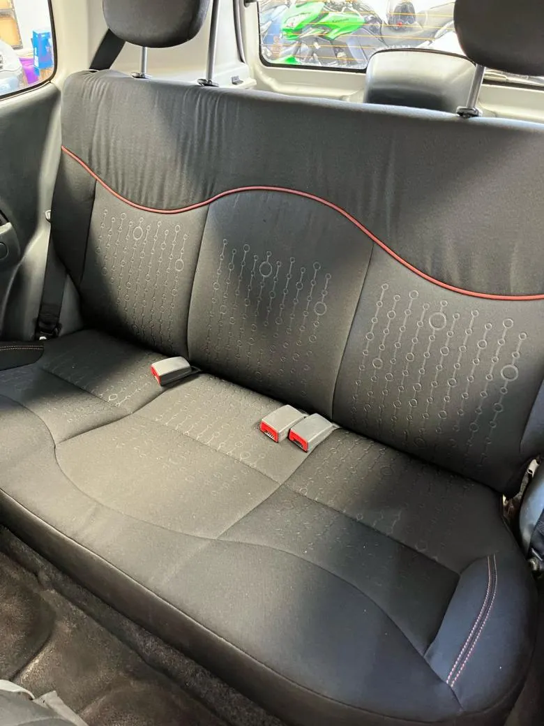 Fiat - UNO SPORTING 1.4 EVO Fire Flex 8V 2p Gasolina