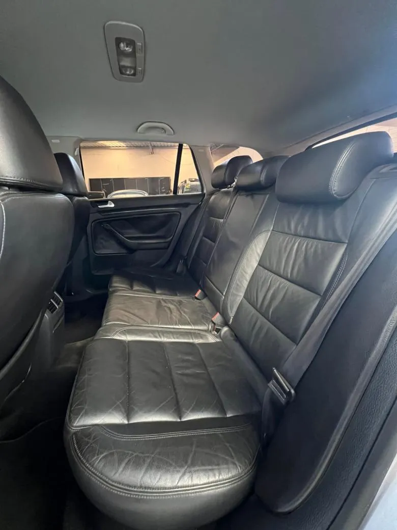 VW - VolksWagen - JETTA Variant 2.5 20V 170cv Tiptronic  Gasolina