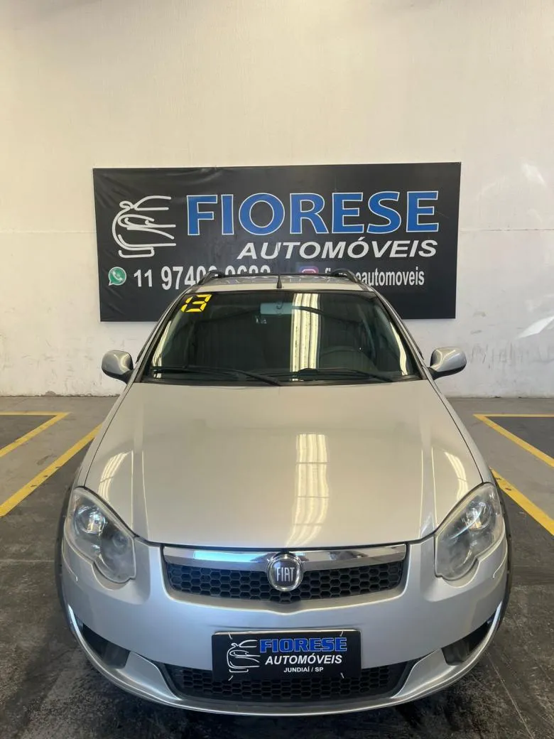 Fiat - Strada Trekking 1.6 16V Flex CD  Gasolina