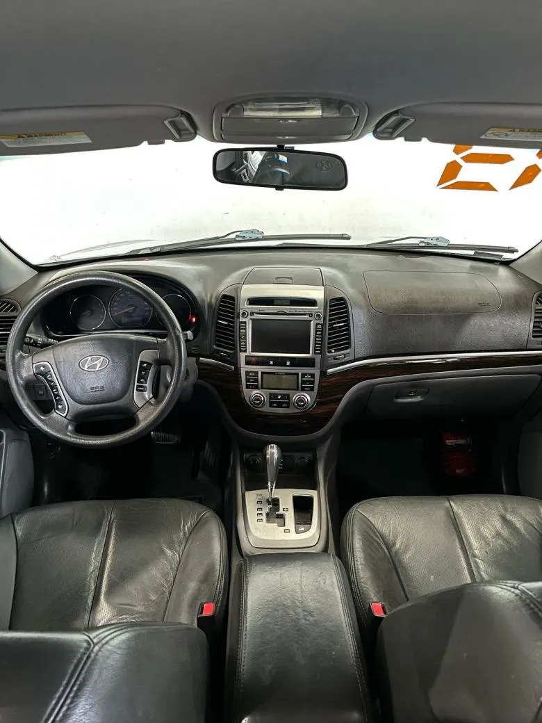 Hyundai - Santa Fe GLS 3.5 V6 4x4 Tiptronic  Gasolina
