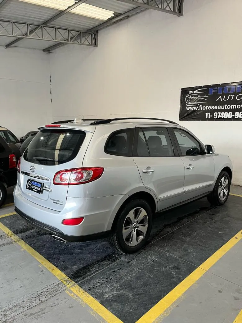 Hyundai - Santa Fe GLS 3.5 V6 4x4 Tiptronic  Gasolina
