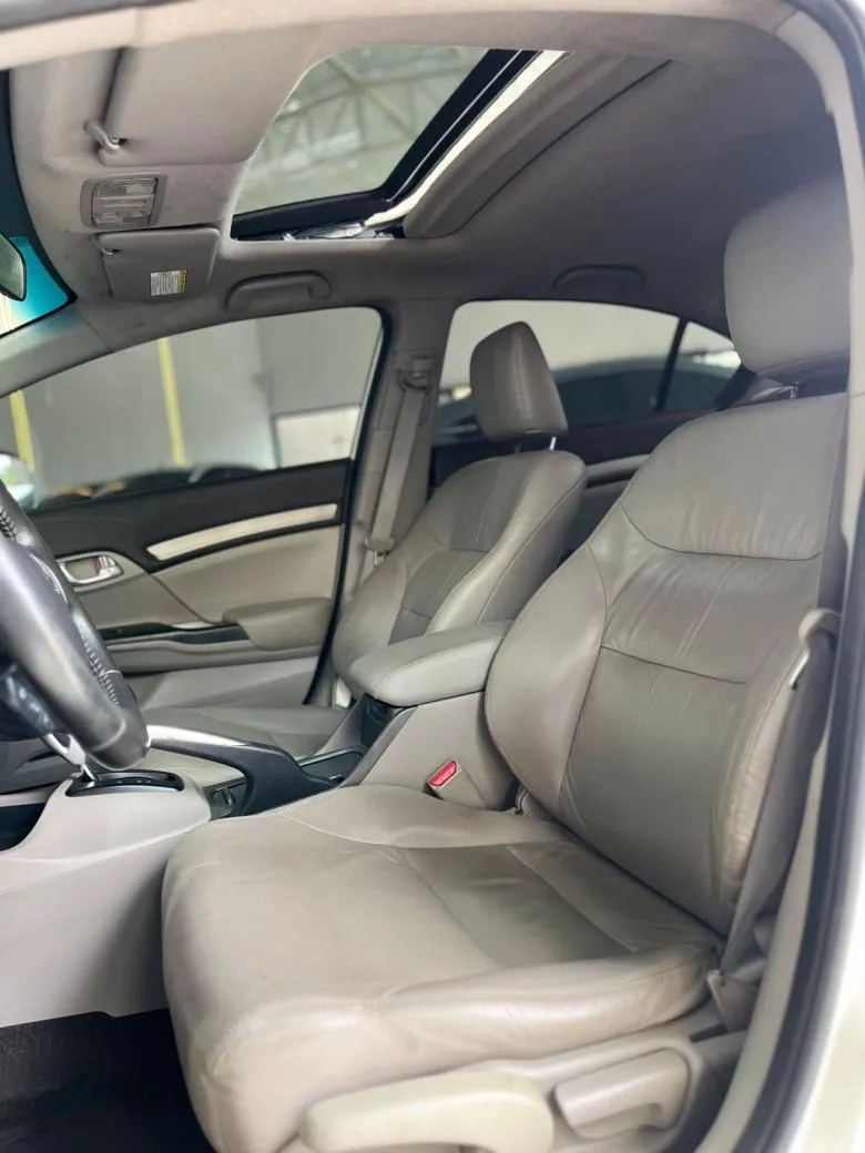 Honda - Civic Sedan EXR 2.0 Flexone 16V Aut. 4p