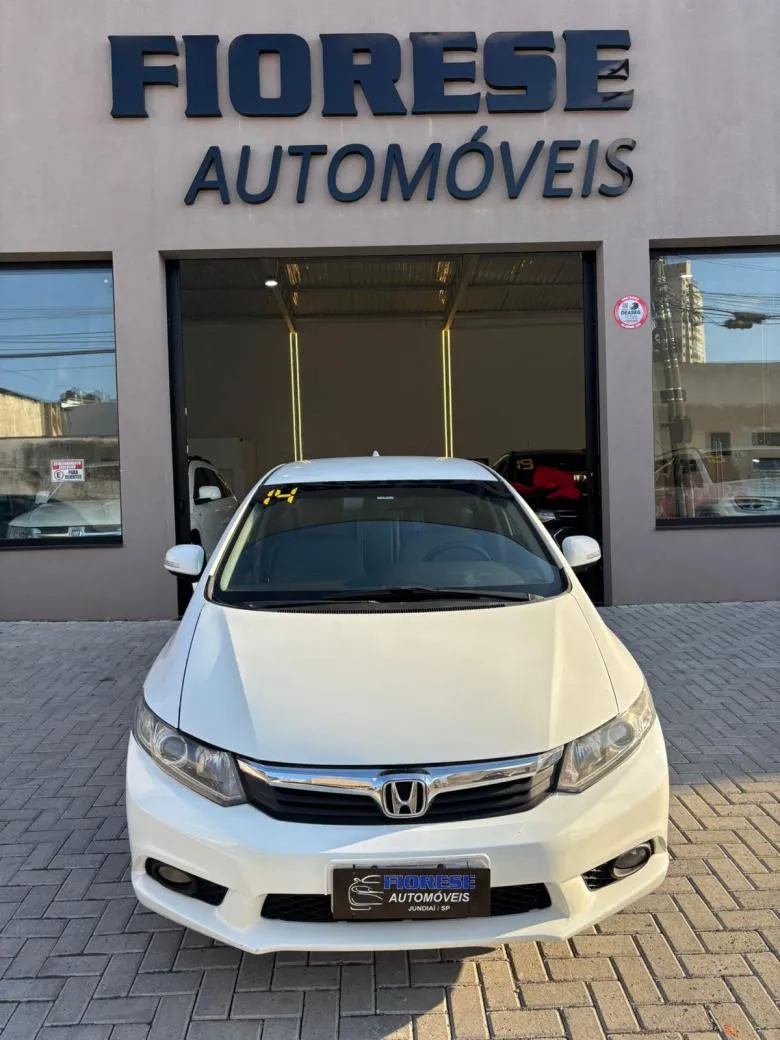 Honda - Civic Sedan LXR 2.0 Flexone 16V Aut. 4p