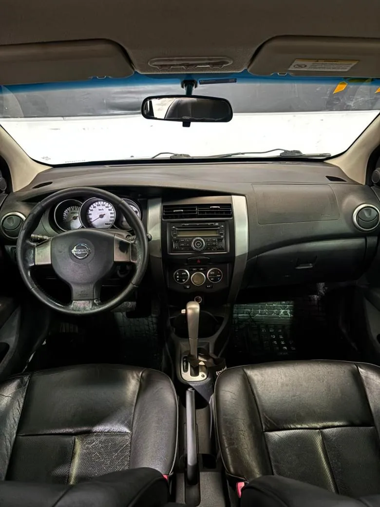 Nissan - LIVINA X-GEAR SL/X-GEAR 1.8 Flex F. Aut.