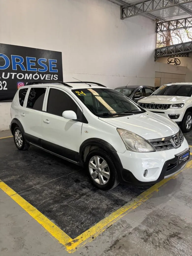 Nissan - LIVINA X-GEAR SL/X-GEAR 1.8 Flex F. Aut.