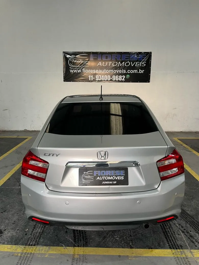 Honda - CITY Sedan LX 1.5 Flex 16V 4p Aut.  Gasolina