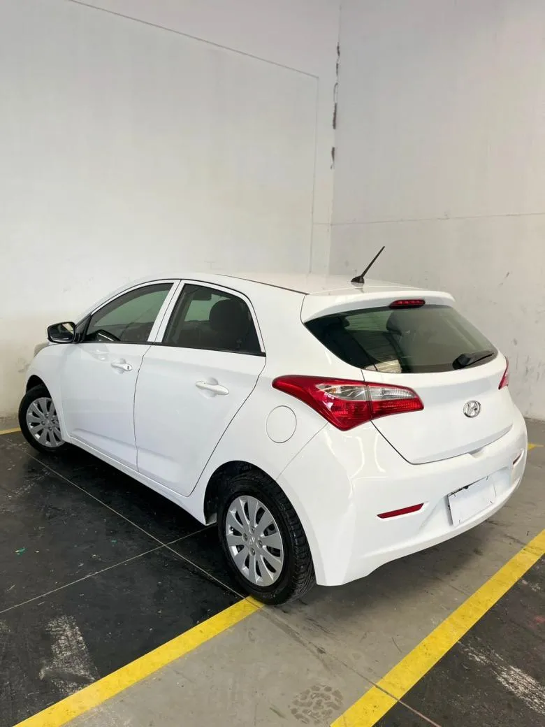 Hyundai - HB20S C.Plus/C.Style1.0 Flex 12V Mec. 4P