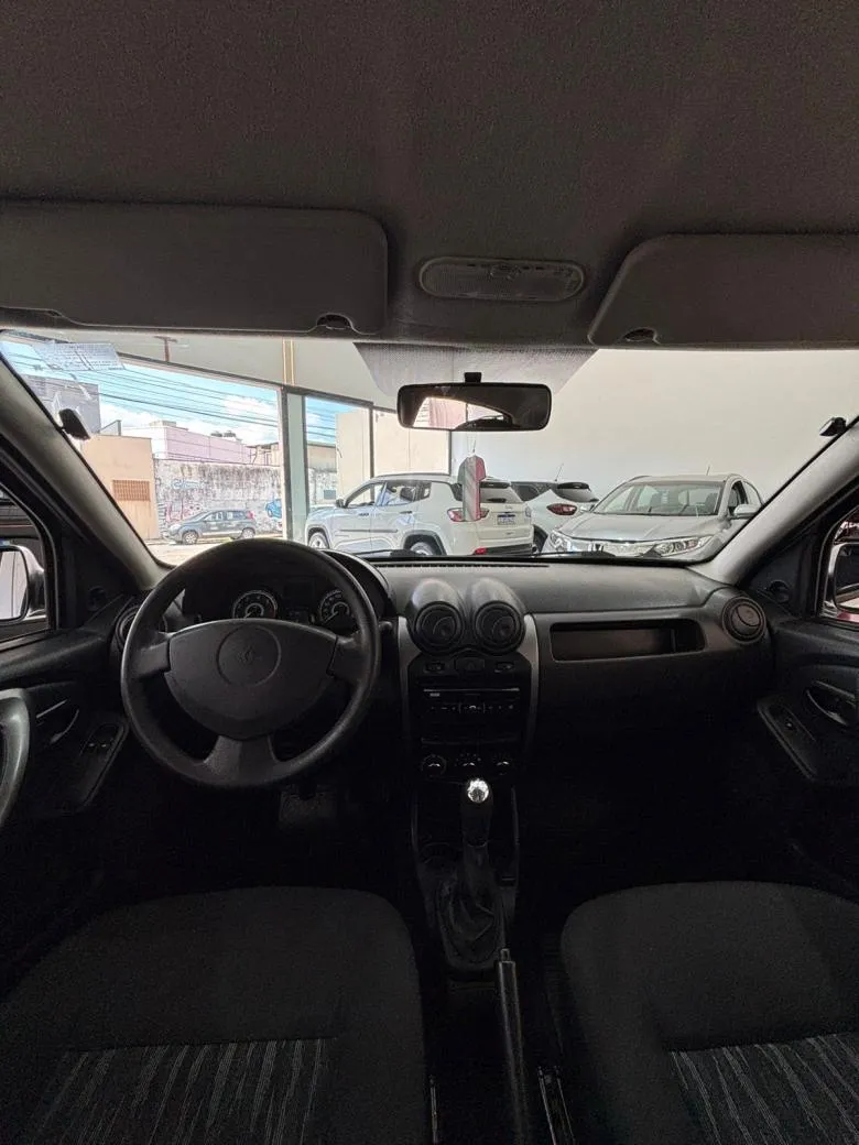 Renault - SANDERO Authentique Hi-Flex 1.0 16V 5p