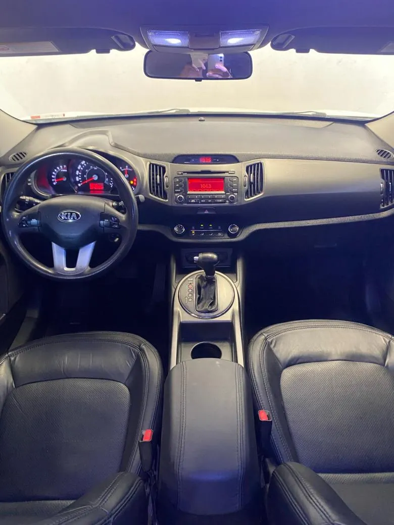 Kia Motors - Sportage LX 2.0 16V/ 2.0 16V Flex  Aut.  Gasolina