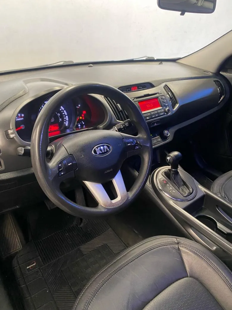 Kia Motors - Sportage LX 2.0 16V/ 2.0 16V Flex  Aut.  Gasolina
