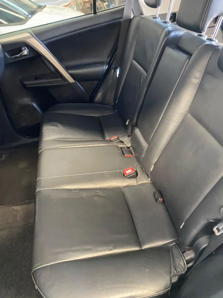 Toyota - RAV4 2.0 4x4 16V Aut.  Gasolina
