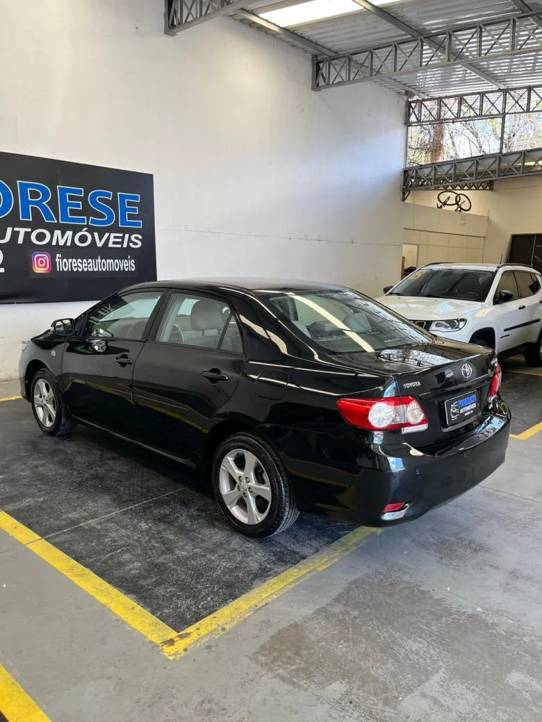 Toyota - Corolla XEi 2.0 Flex 16V Aut.