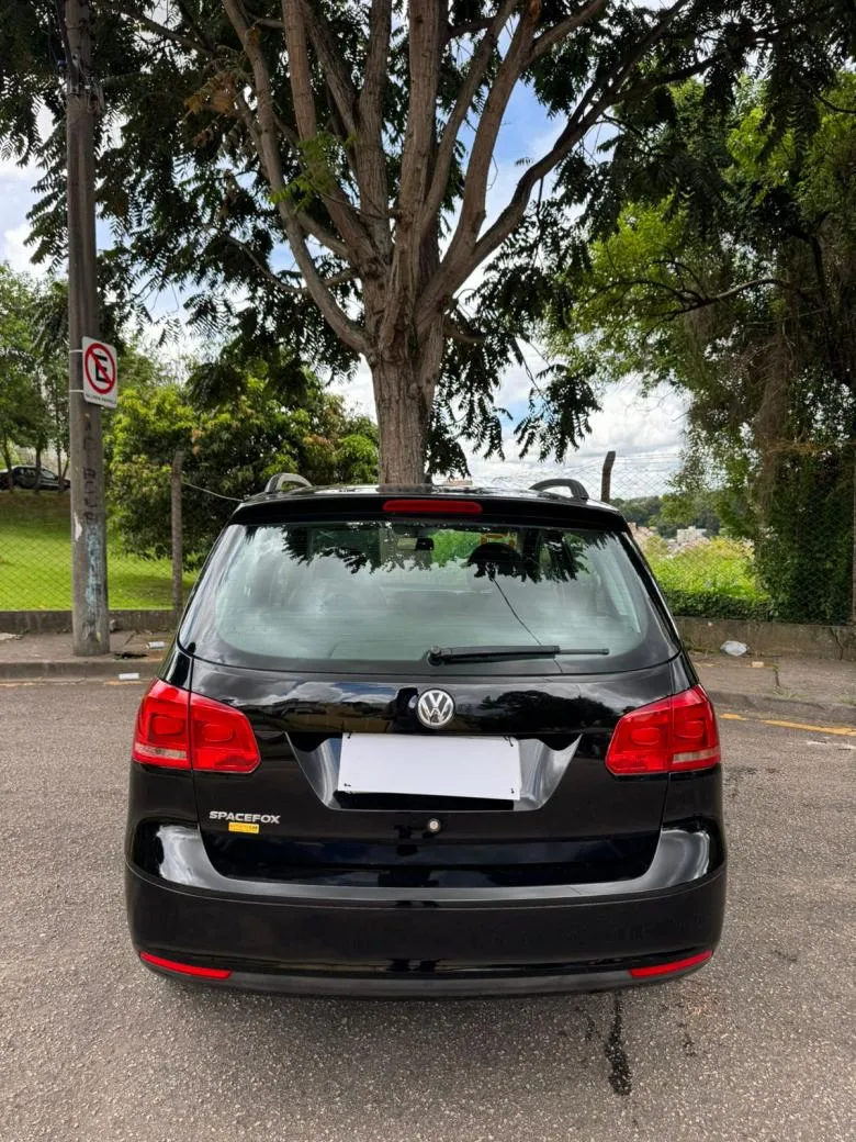 VW - VOLKSWAGEN - SPACEFOX 1.6/ 1.6 Trend Total Flex 8V 5p Gasolina