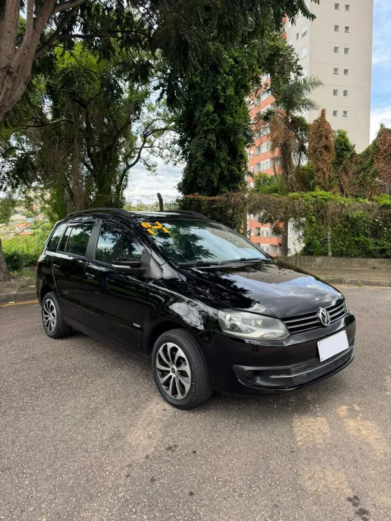 VW - VOLKSWAGEN - SPACEFOX 1.6/ 1.6 Trend Total Flex 8V 5p Gasolina