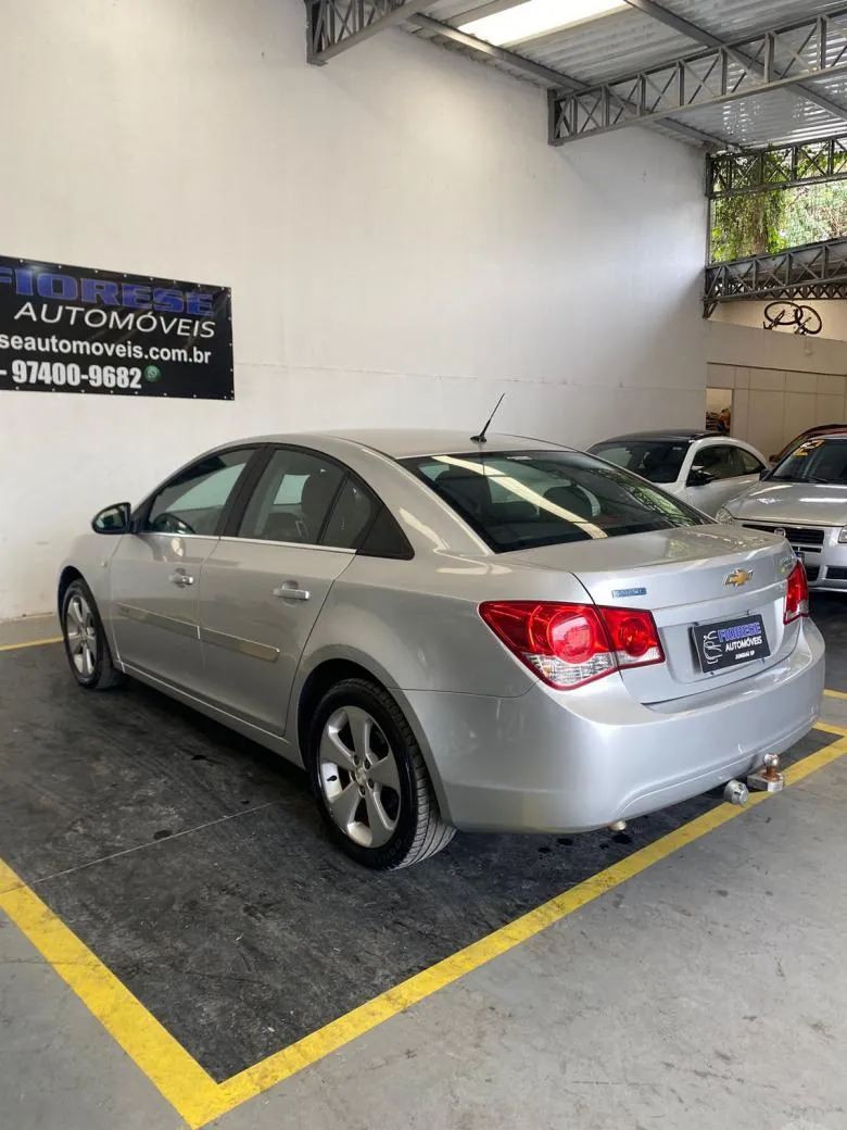 GM - Chevrolet - CRUZE LT 1.8 16V FlexPower 4p Aut.  Gasolina