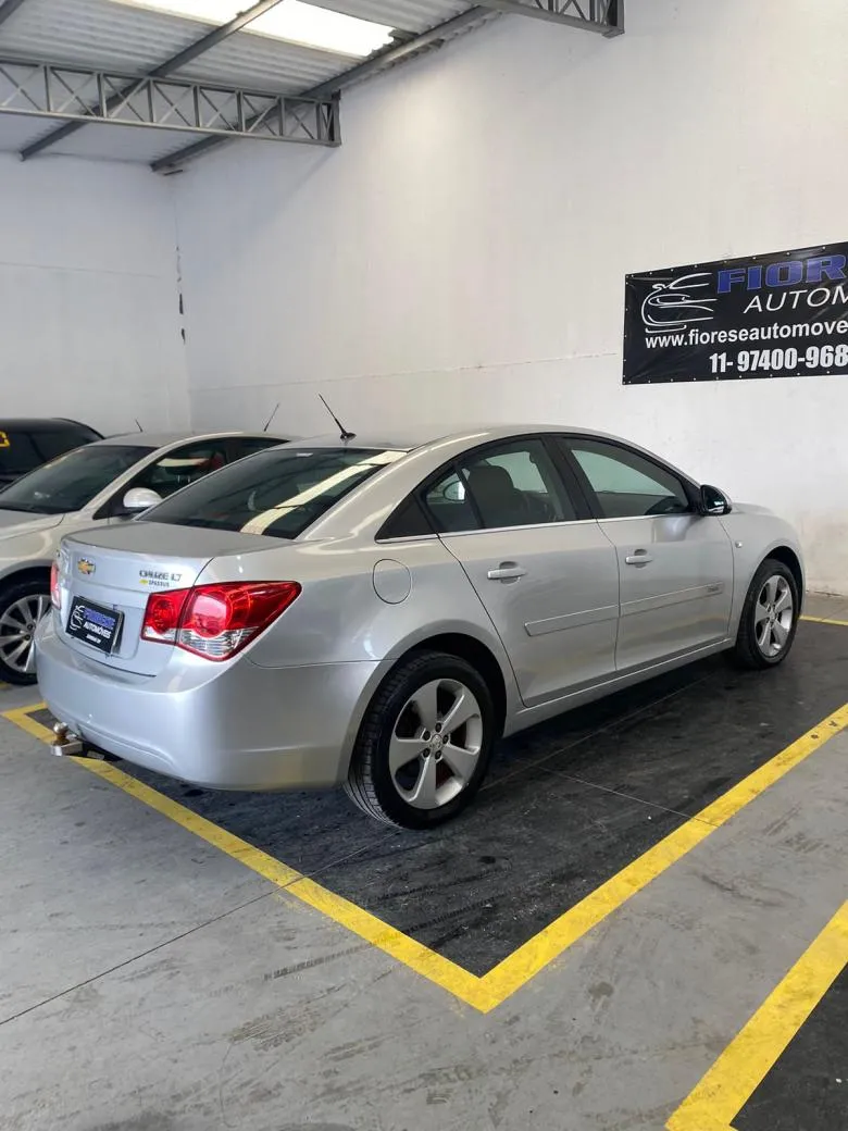 GM - Chevrolet - CRUZE LT 1.8 16V FlexPower 4p Aut.  Gasolina