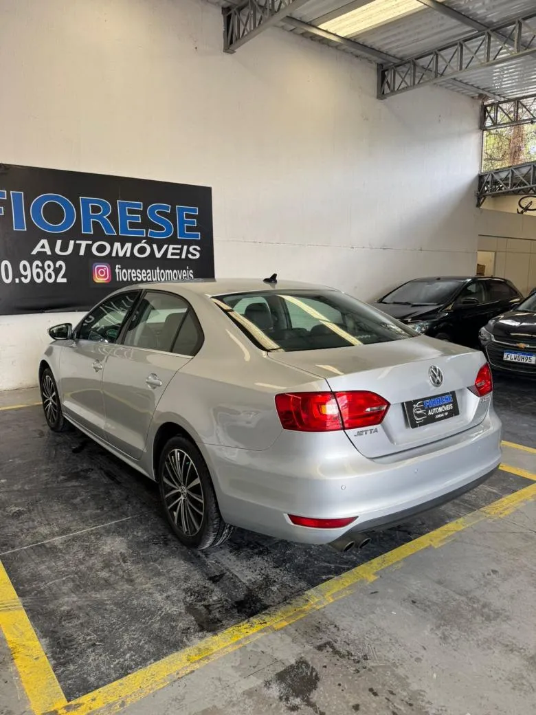 VW - VOLKSWAGEN - JETTA Highline 2.0 TSI 16V 4p Tiptronic Flex