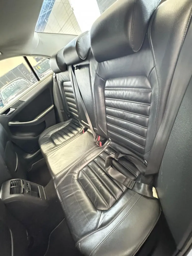 VW - VOLKSWAGEN - JETTA Highline 2.0 TSI 16V 4p Tiptronic Flex