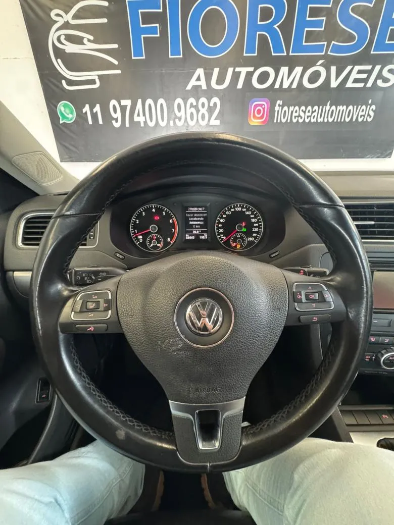 VW - VOLKSWAGEN - JETTA Highline 2.0 TSI 16V 4p Tiptronic Flex