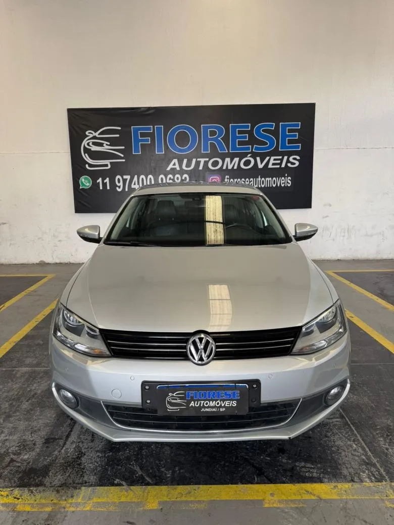 VW - VOLKSWAGEN - JETTA Highline 2.0 TSI 16V 4p Tiptronic Flex