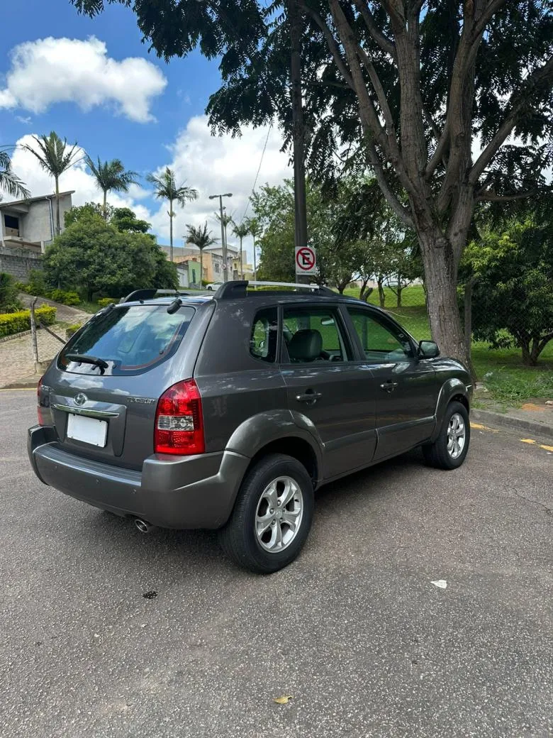 Hyundai - Tucson 2.0 16V Flex Aut.