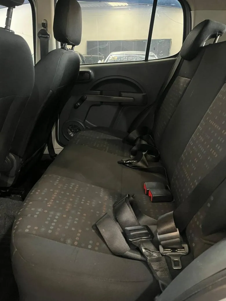 Fiat - UNO VIVACE 1.0 EVO Fire Flex 8V 5p  Gasolina