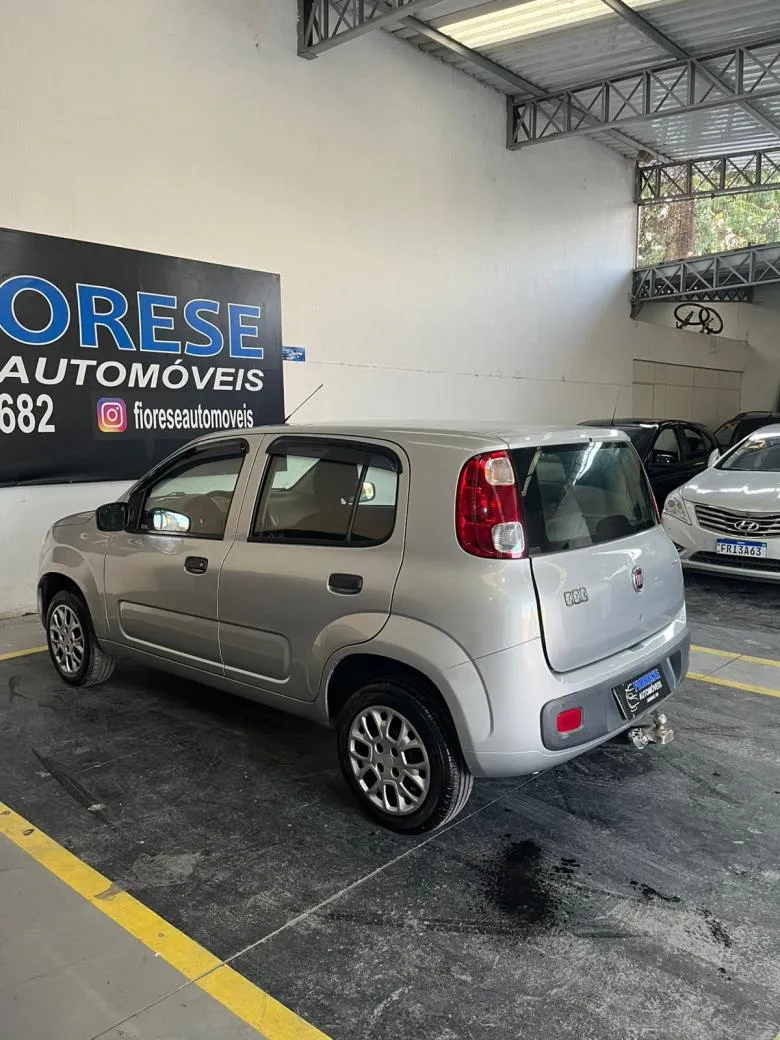 Fiat - UNO VIVACE 1.0 EVO Fire Flex 8V 5p  Gasolina