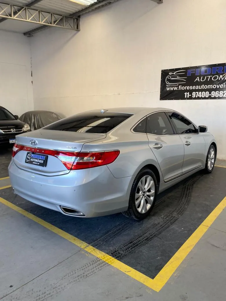 Hyundai - AZERA 3.0 V6 24V 4p Aut.  Gasolina