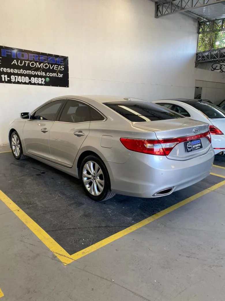 Hyundai - AZERA 3.0 V6 24V 4p Aut.  Gasolina