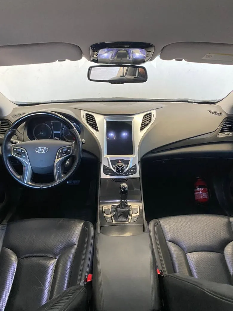 Hyundai - AZERA 3.0 V6 24V 4p Aut.  Gasolina