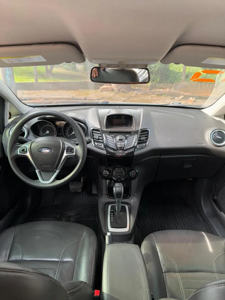 Ford - Fiesta TITANIUM 1.6 16V Flex Aut.  Gasolina