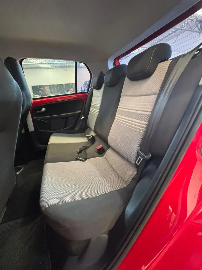 VW - VolksWagen - up! black/white/red 1.0 T. Flex 12V 5p  Gasolina