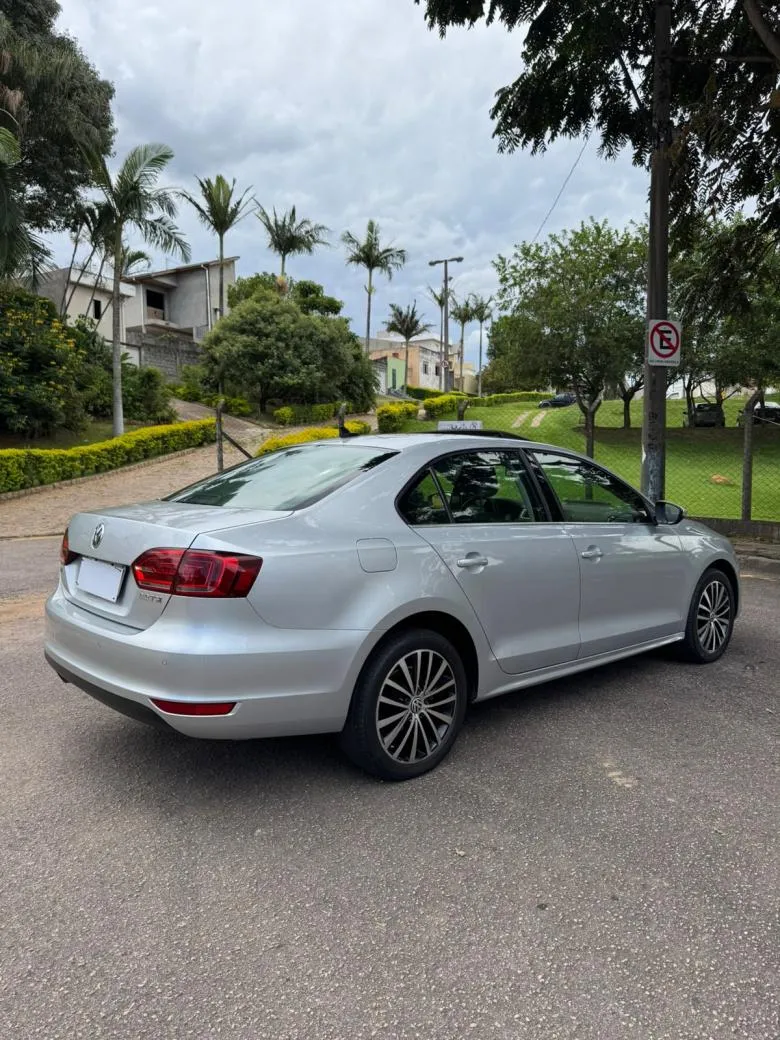 VW - VOLKSWAGEN - JETTA Highline 2.0 TSI 16V 4p Tiptronic Gasolina