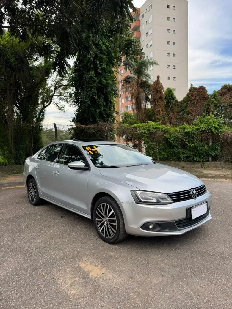 VW - VOLKSWAGEN - JETTA Highline 2.0 TSI 16V 4p Tiptronic Gasolina