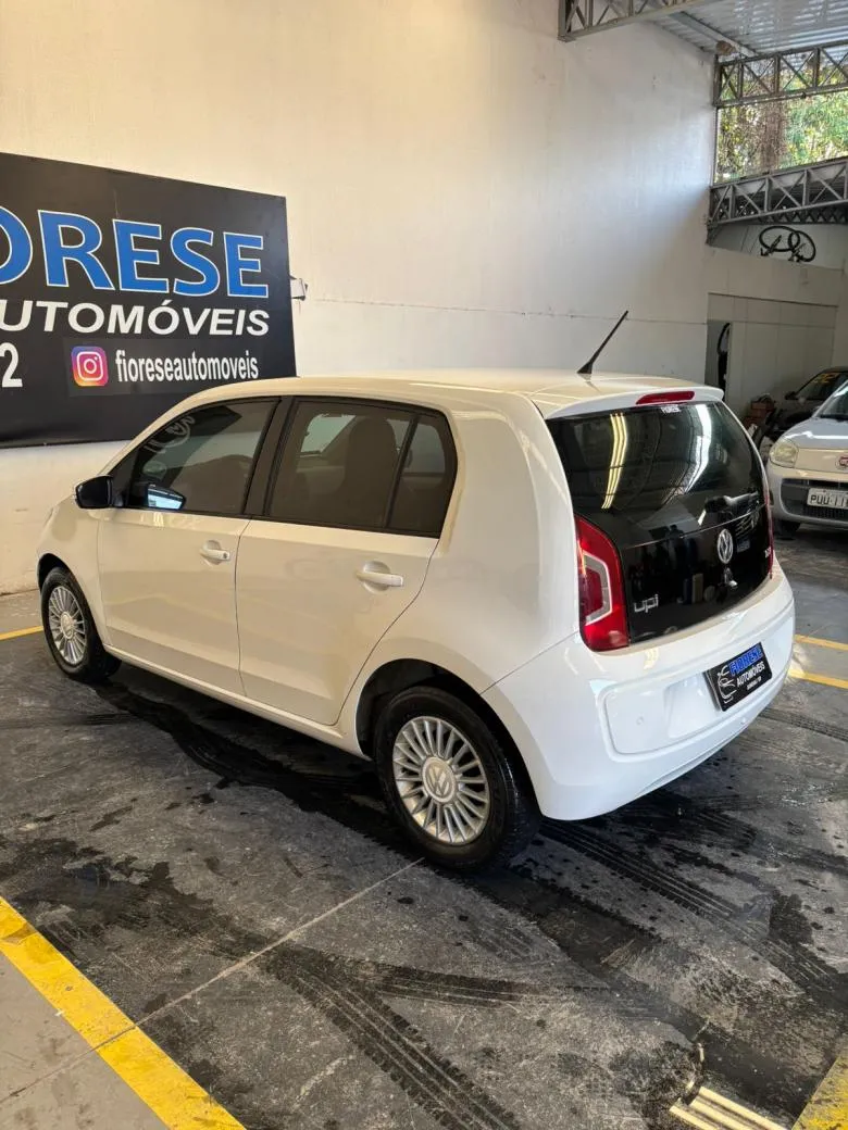 VW - VolksWagen - up! move 1.0 TSI Total Flex 12V 5p  Gasolina