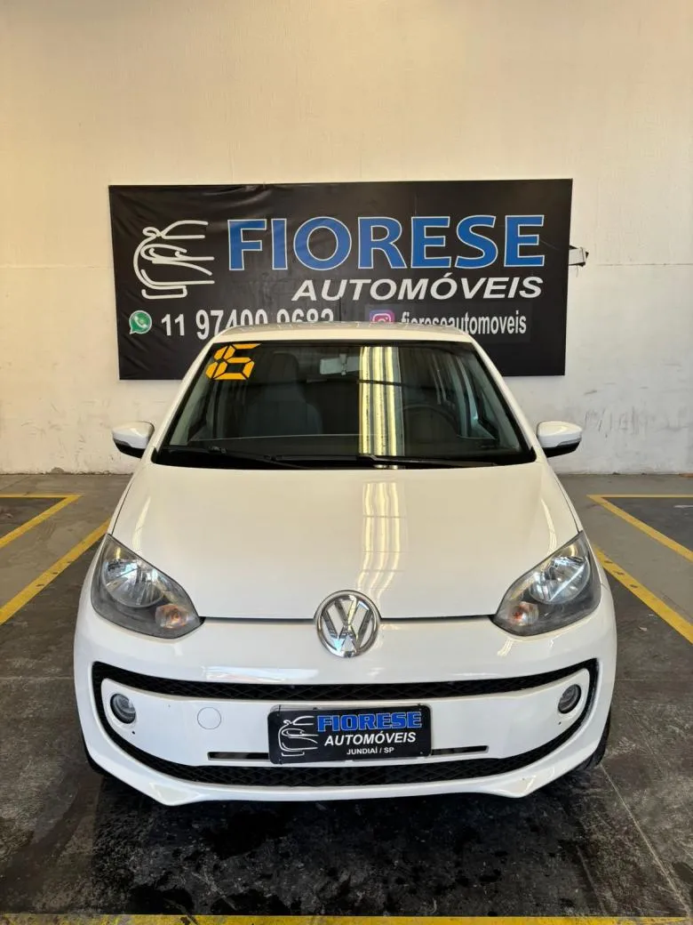 VW - VolksWagen - up! move 1.0 TSI Total Flex 12V 5p  Gasolina