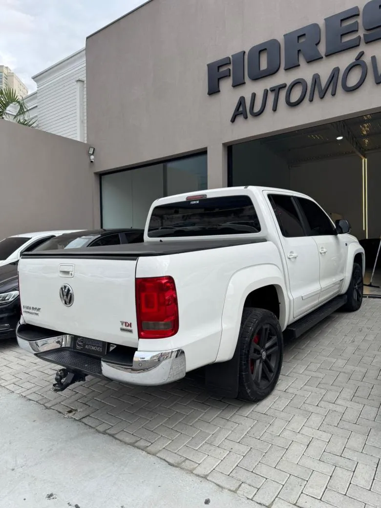 VW - VOLKSWAGEN - AMAROK High.CD 2.0 16V TDI 4x4 Dies. Aut Diesel
