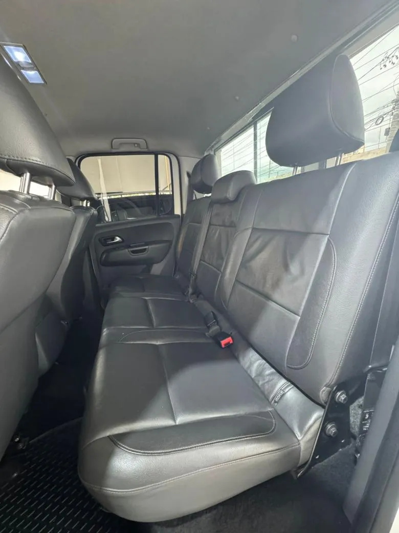 VW - VOLKSWAGEN - AMAROK High.CD 2.0 16V TDI 4x4 Dies. Aut Diesel