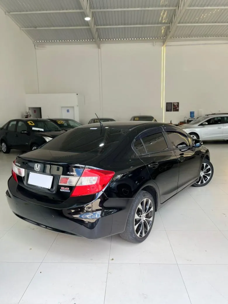 Honda - Civic Sedan LXR 2.0 Flexone 16V Aut. 4p