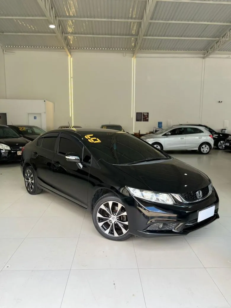 Honda - Civic Sedan LXR 2.0 Flexone 16V Aut. 4p