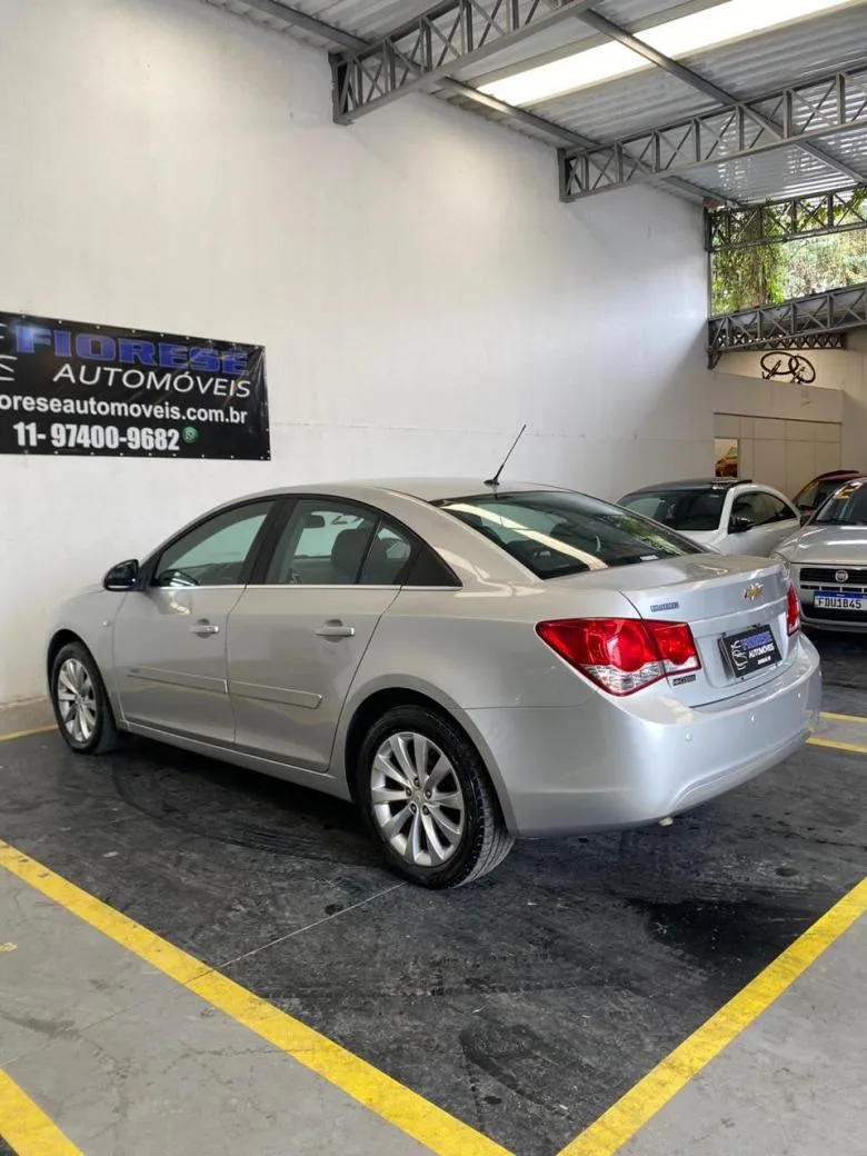GM - Chevrolet - CRUZE LT 1.8 16V FlexPower 4p Aut.  Gasolina