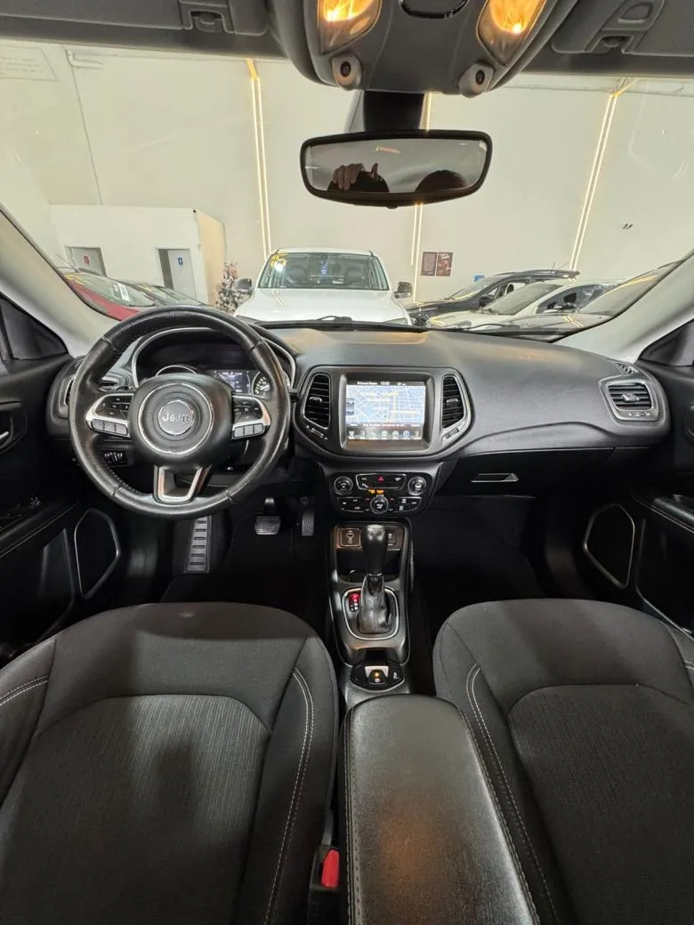 Jeep - COMPASS LONGITUDE 2.0 4x2 Flex 16V Aut.